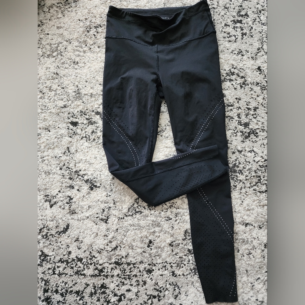 Athleta Accelerate LaserJet 7/8 Tight Leggings Womens S Activewesr Athleisure